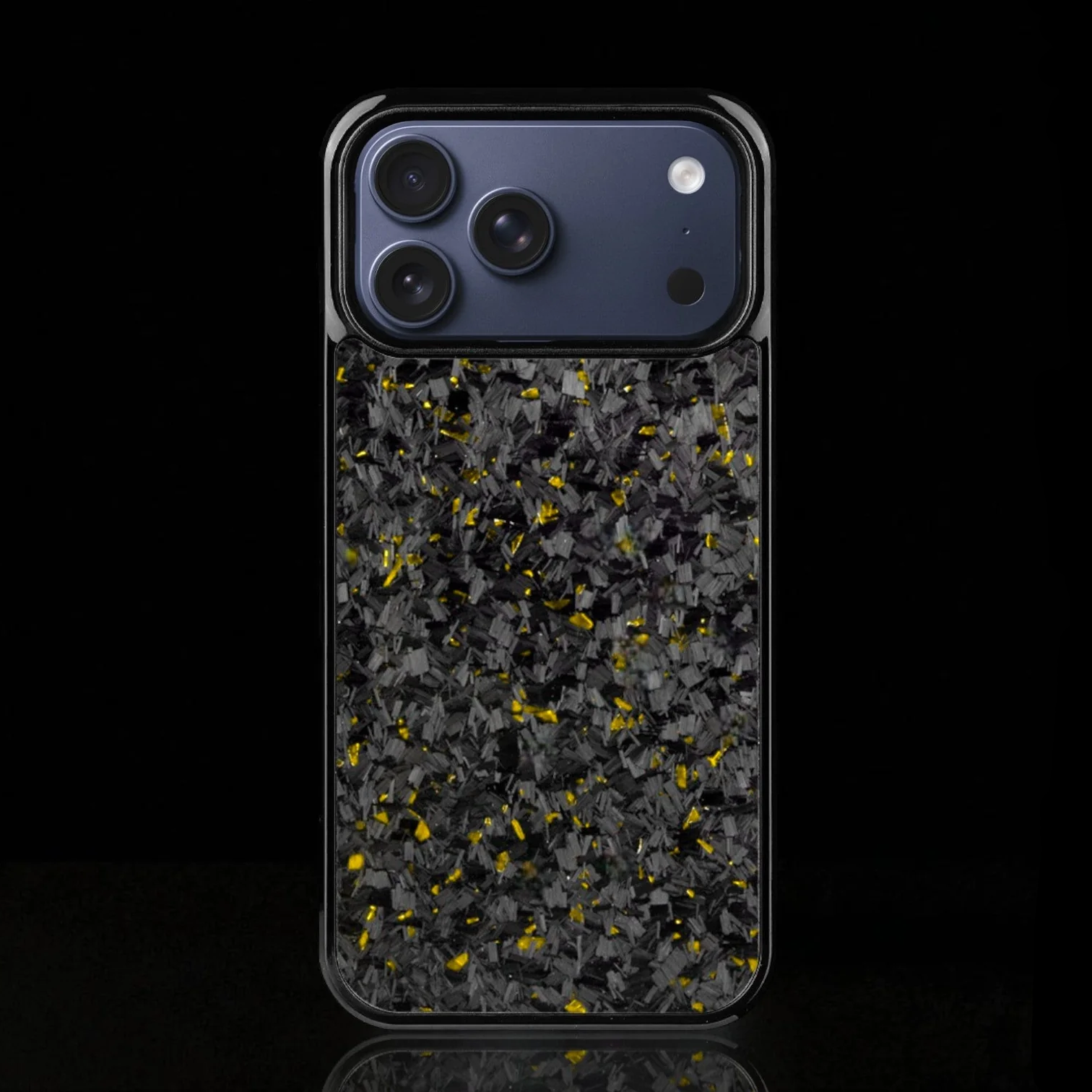 ARTURA CARBON FIBER IPHONE CASE - GOLD FORGED (Standard)