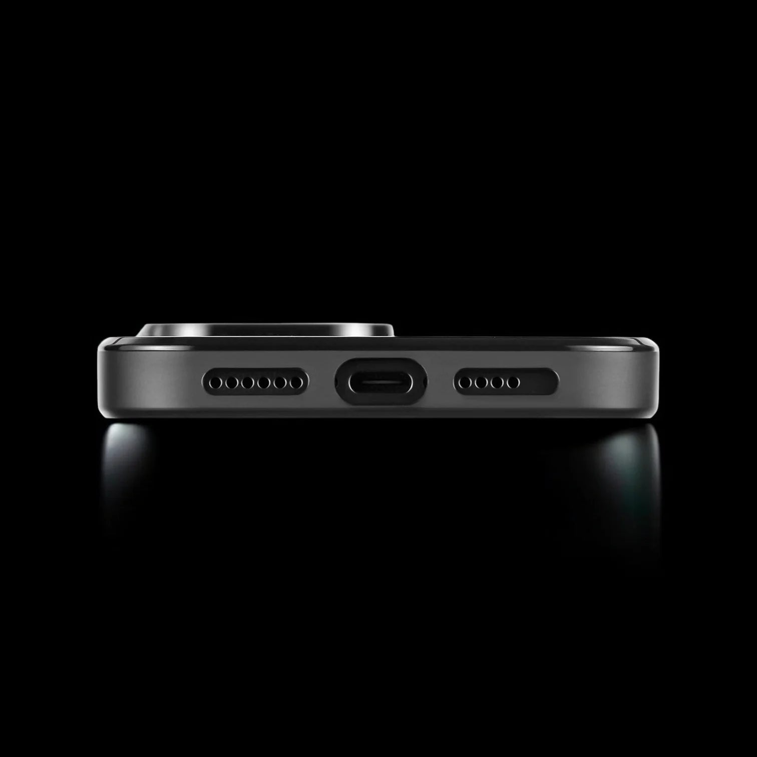 ARTURA CARBON FIBER IPHONE CASE - BLUE FORGED (Premium)