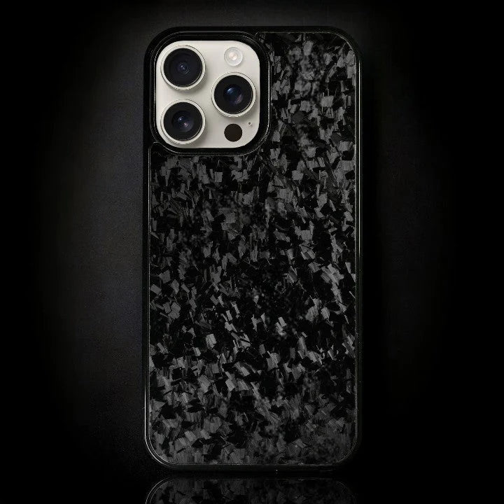ARTURA CARBON FIBER IPHONE CASE - CLASSIC FORGED (Standard)